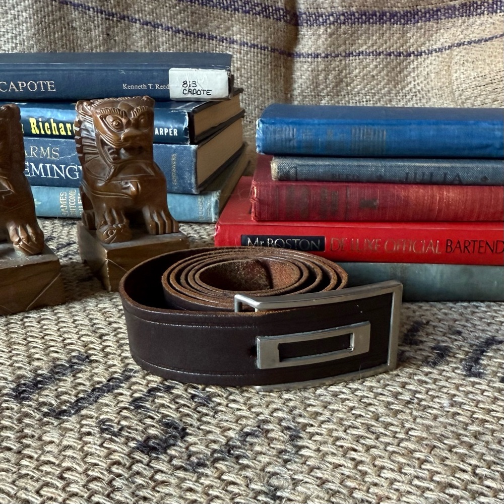 Vintage Brown Leather Belt. Made in Spain. GUC. $10 obo.